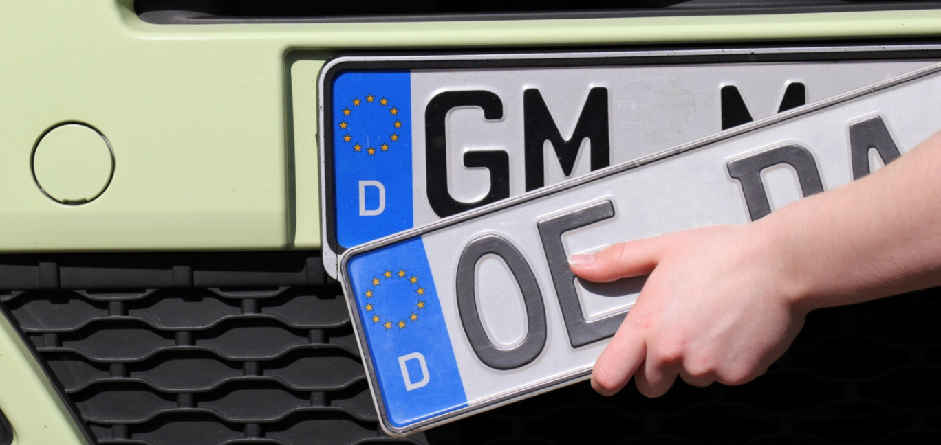 Auto anmelden: Online-Zulassung, Unterlagen & Kosten  myStipendium