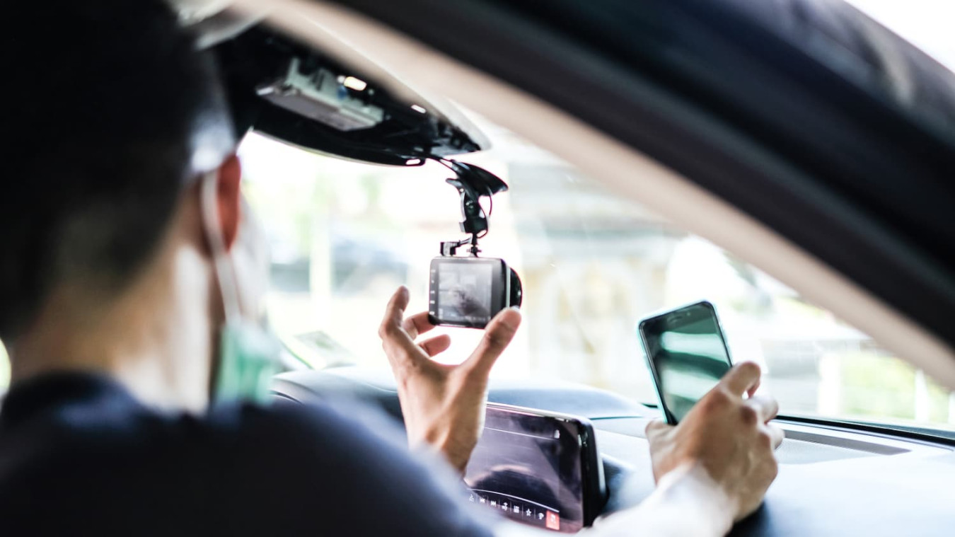 Dashcams im Auto: Das gilt in Deutschland und im Ausland Dashcams im Auto: Das gilt in Deutschland und im Ausland
