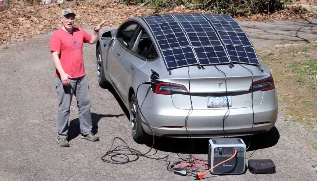 YouTuber lädt Tesla Model mit Solaranlage – und Akku > teslamag YouTuber lädt Tesla Model mit Solaranlage – und Akku > teslamag